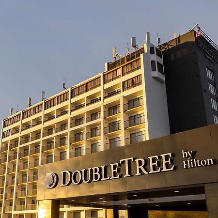 Hotel Doubletree By Hilton Calgary North Exterior foto