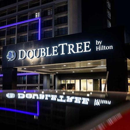 Hotel Doubletree By Hilton Calgary North Exterior foto
