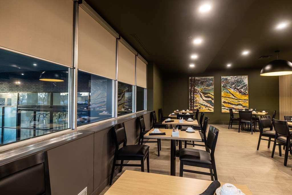 Hotel Doubletree By Hilton Calgary North Restaurant foto