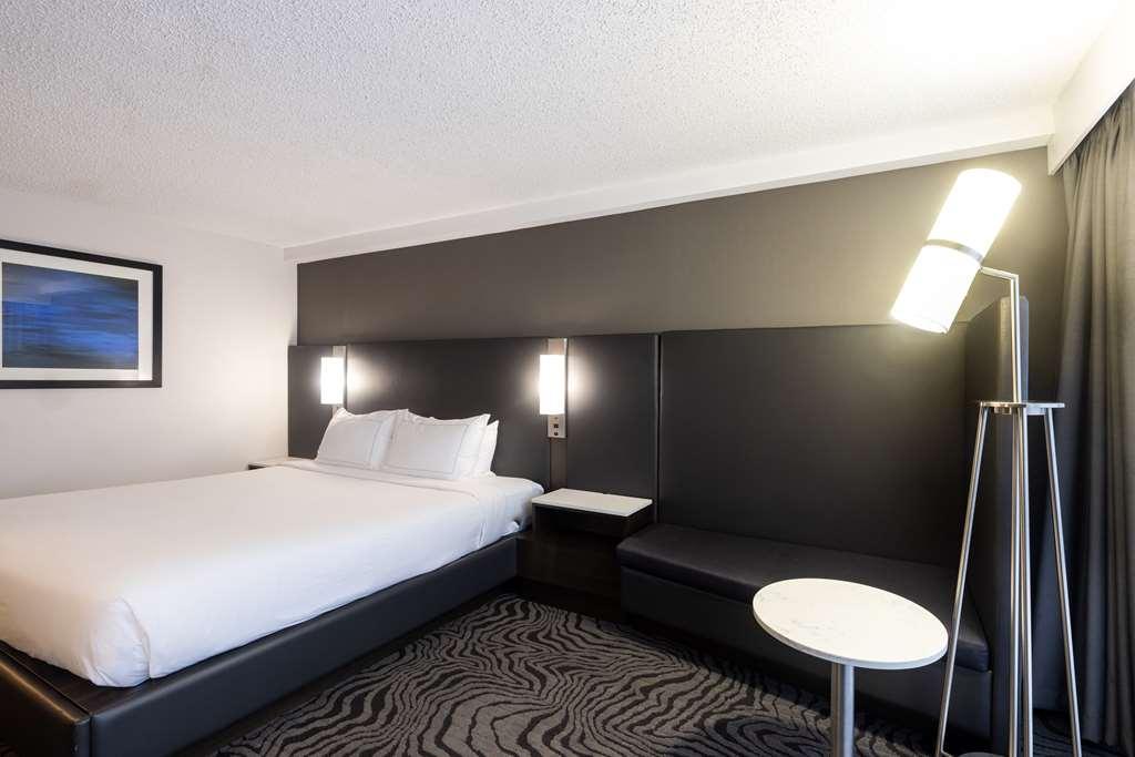 Hotel Doubletree By Hilton Calgary North Zimmer foto