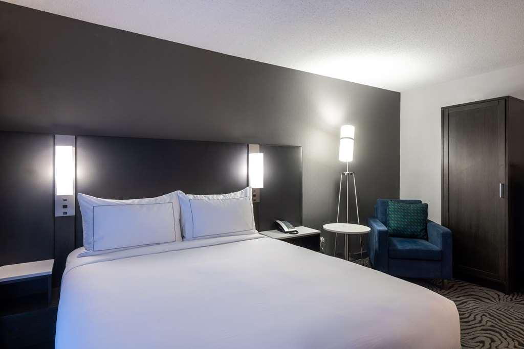 Hotel Doubletree By Hilton Calgary North Zimmer foto